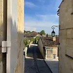 La Maison Du Clocher Pensión 4*