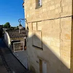 ゲストハウス La Maison Du Clocher