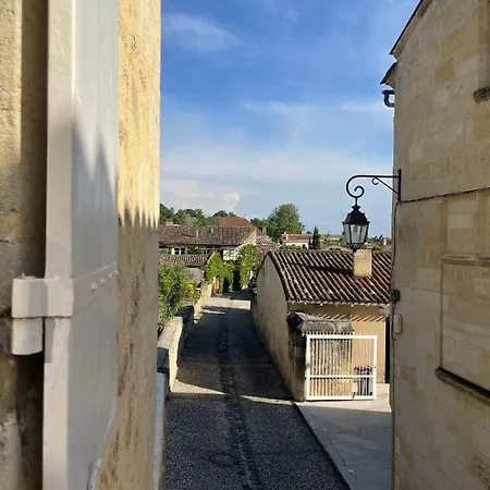 La Maison Du Clocher Guest house *