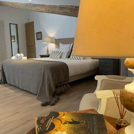 La Maison Du Clocher 4*