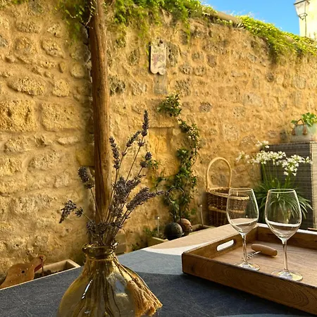La Maison Du Clocher Vendégház Saint-Émilion