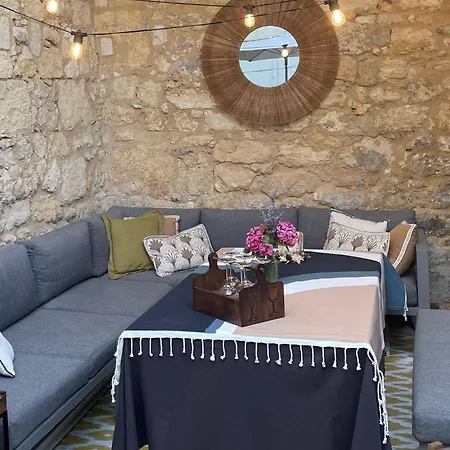 Casa de hóspedes La Maison Du Clocher 4*