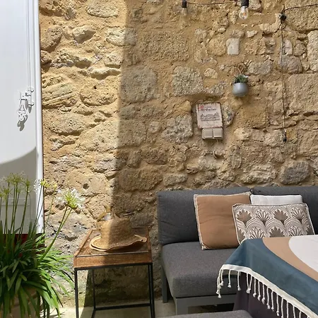 La Maison Du Clocher