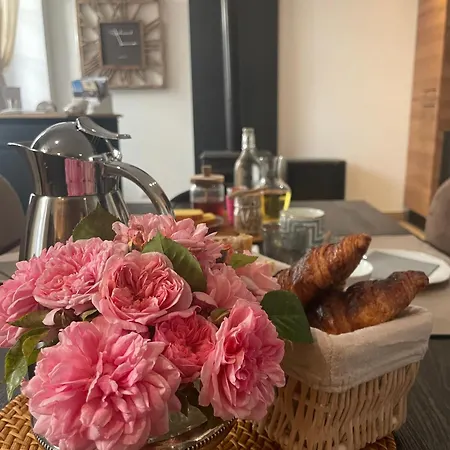 게스트하우스 La Maison Du Clocher