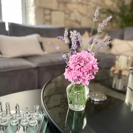 게스트하우스 La Maison Du Clocher 4*