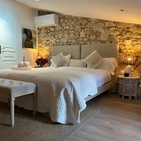 La Maison Du Clocher Maison d'hôtes 4*