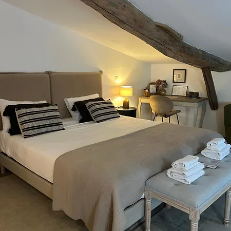 La Maison Du Clocher