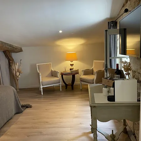 La Maison Du Clocher 4*