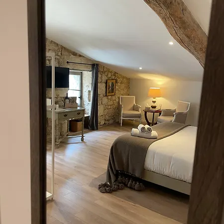 La Maison Du Clocher 4* 圣艾米隆