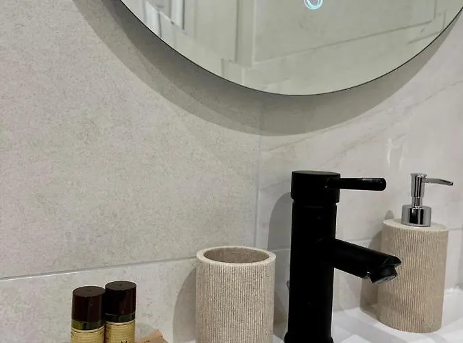 La Maison Du Clocher 4*