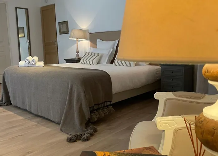 La Maison Du Clocher 4*