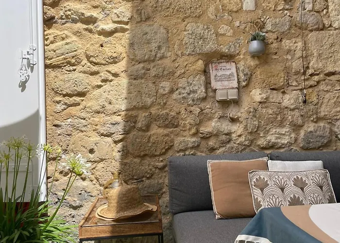 La Maison Du Clocher