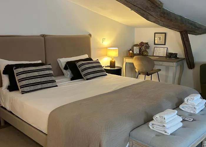 La Maison Du Clocher