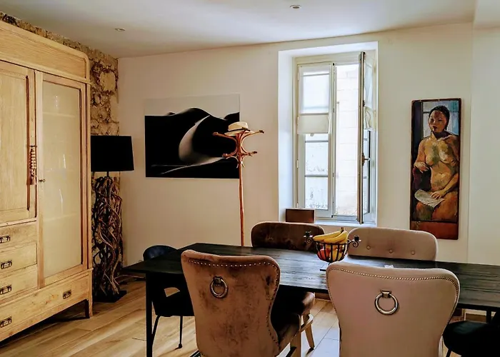 La Maison Du Clocher 4*