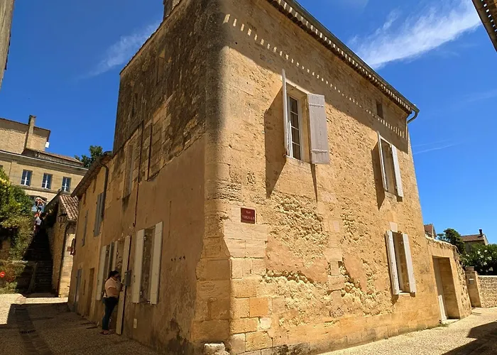 La Maison Du Clocher Guest house Saint-Emilion