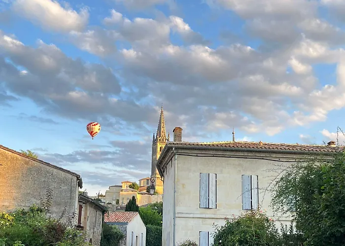 La Maison Du Clocher Guest house Saint-Emilion
